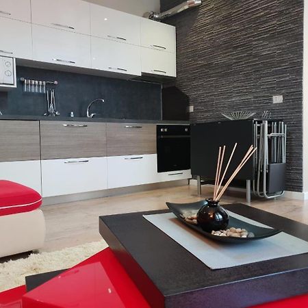 Haris Apartments Тирана Екстер'єр фото