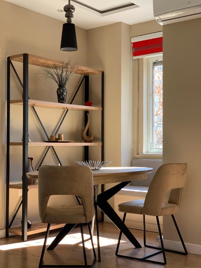 Haris Apartments Тирана Екстер'єр фото