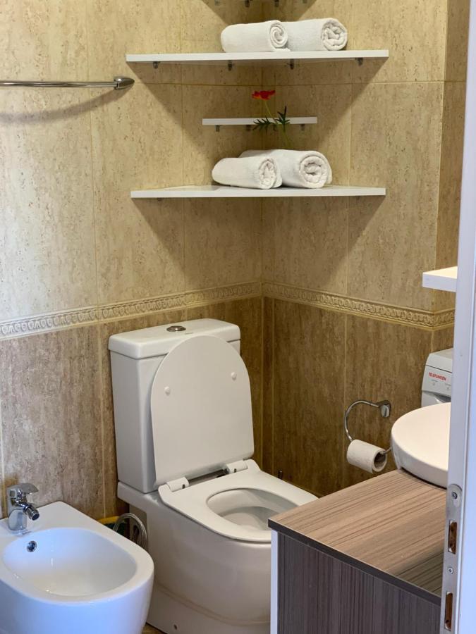 Haris Apartments Тирана Екстер'єр фото