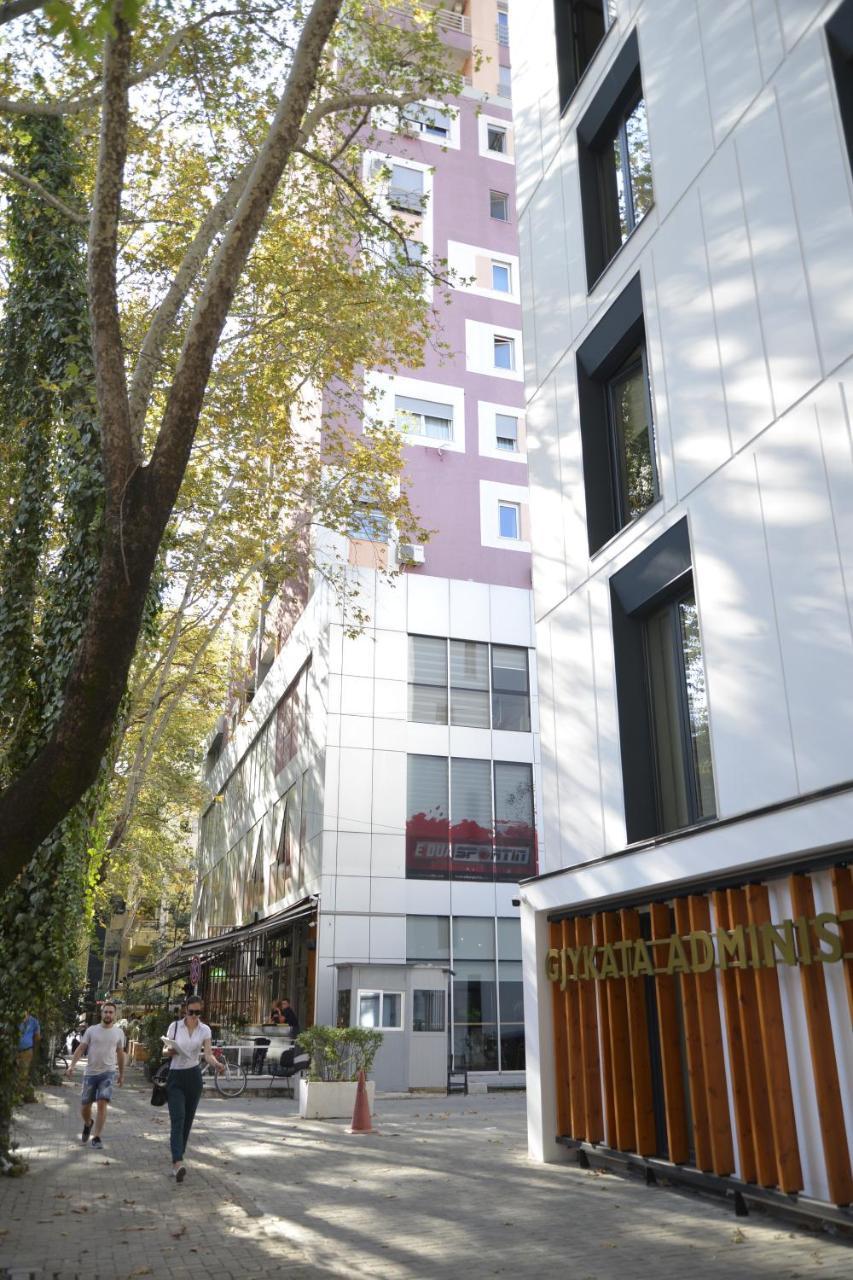 Haris Apartments Тирана Екстер'єр фото